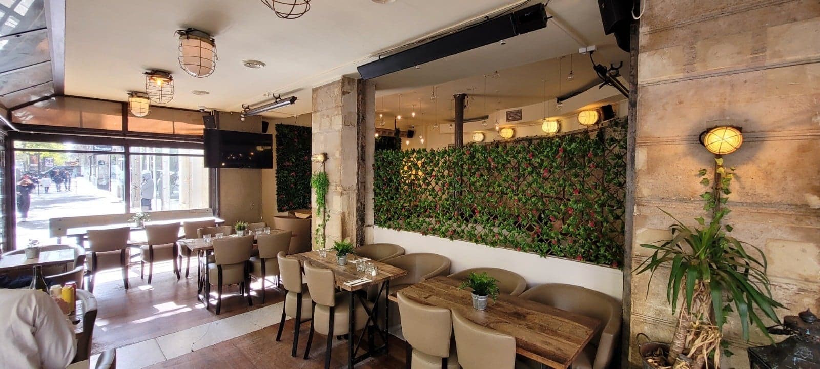 Au Pavillon Paris