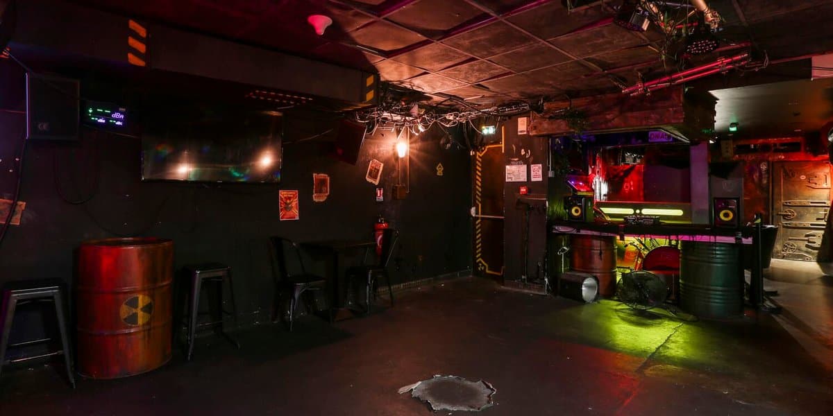 Privatiser l'Atomic Cat (Le bar en entier)