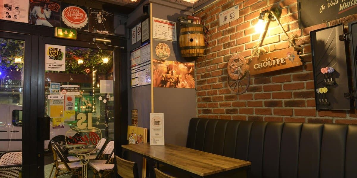 Le Rusty Rock Bar