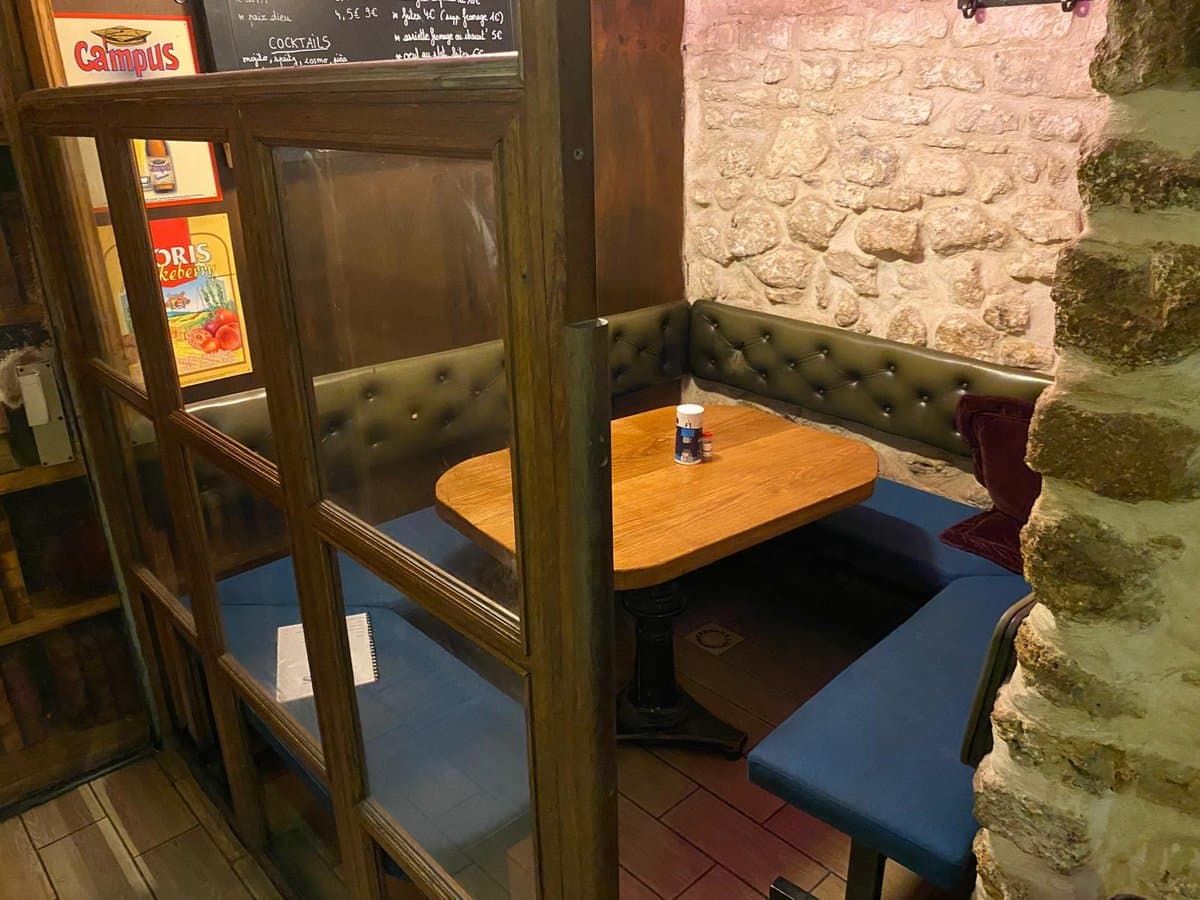 Le 2 Bis Café