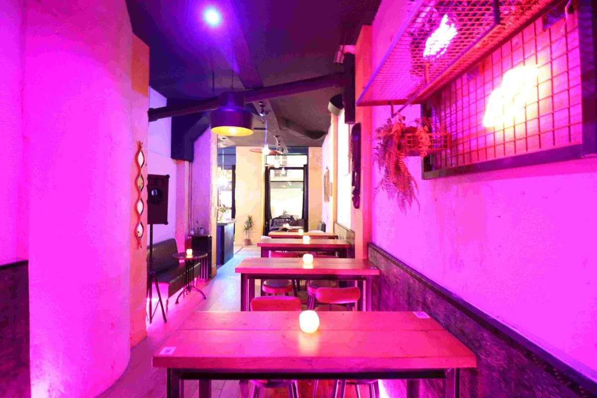 Laroye Bar