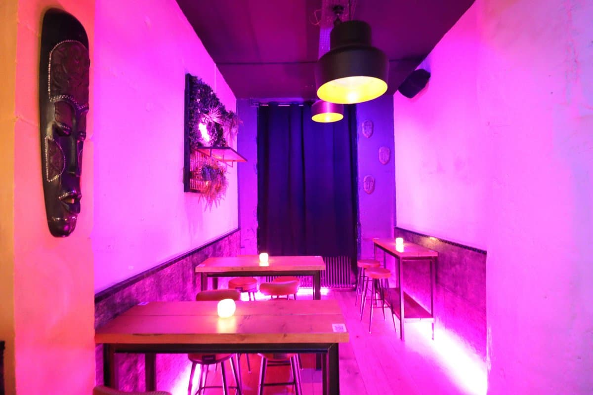 Laroye Bar