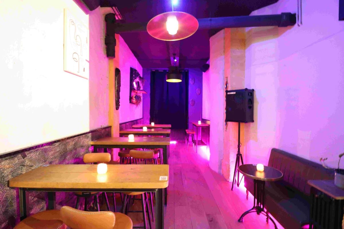 Laroye Bar