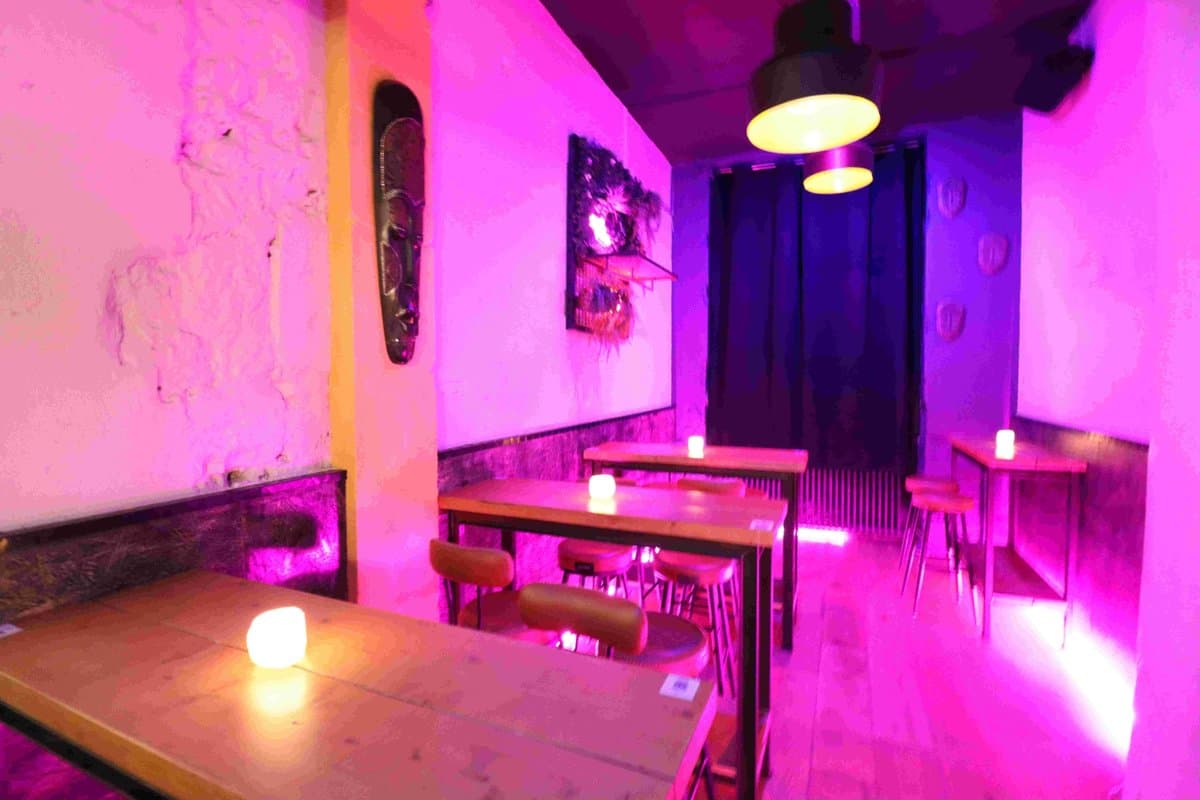 Laroye Bar