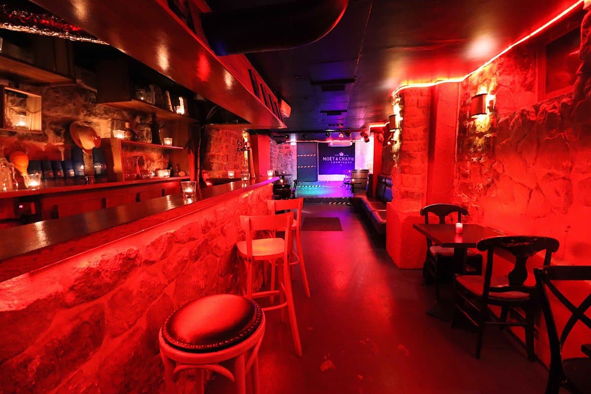 Privatiser la Cave