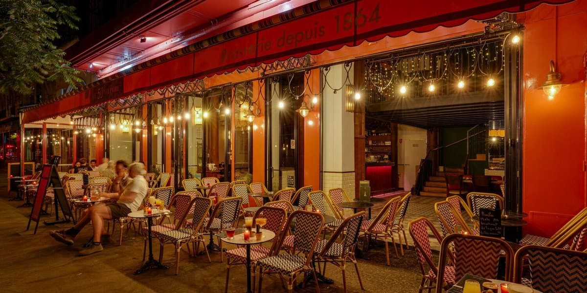 Le 50 Voltaire Bar