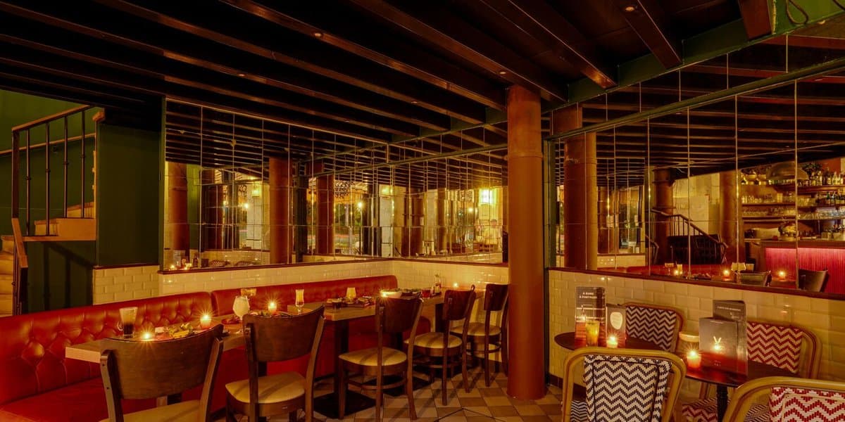 Le 50 Voltaire Bar