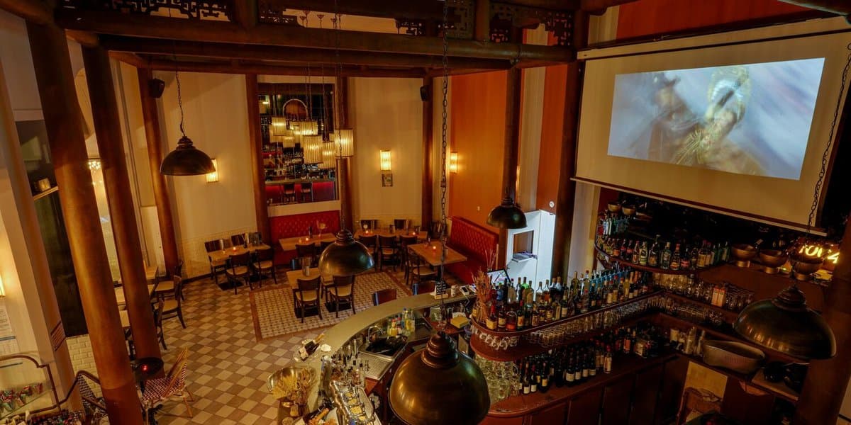 Le 50 Voltaire Bar
