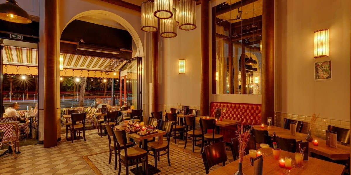 Le 50 Voltaire Bar