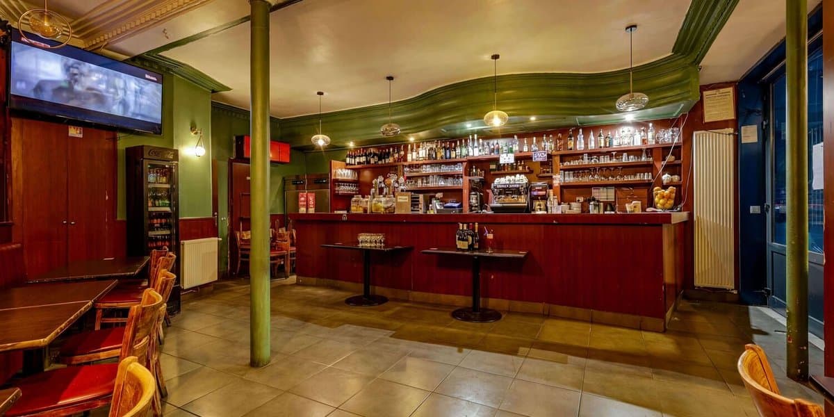 Le Métro Bar