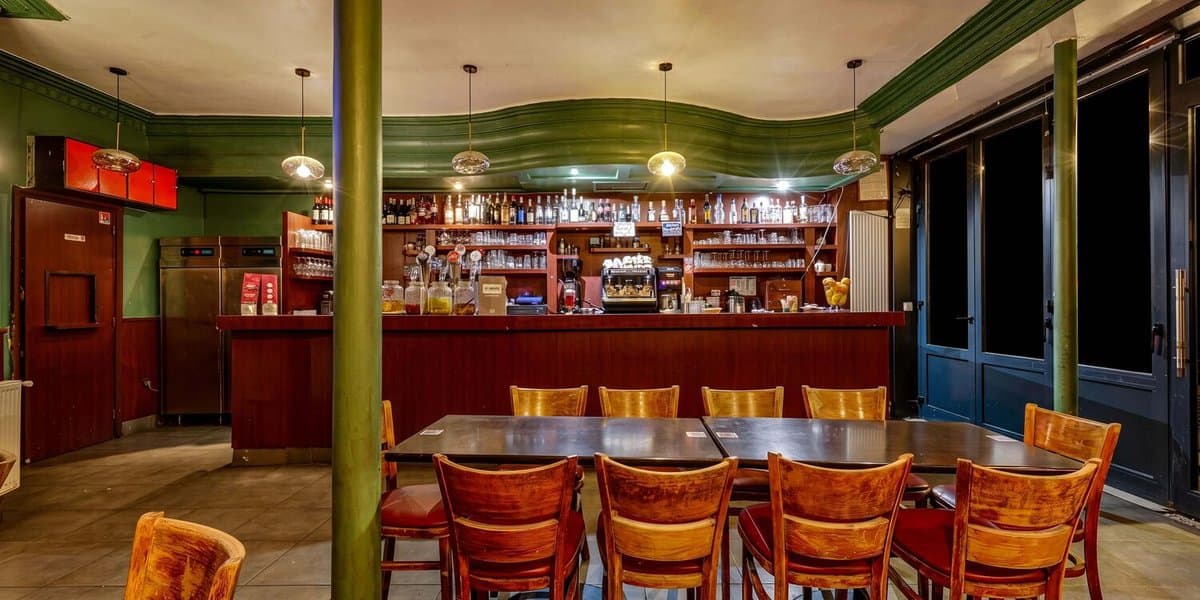 Le Métro Bar