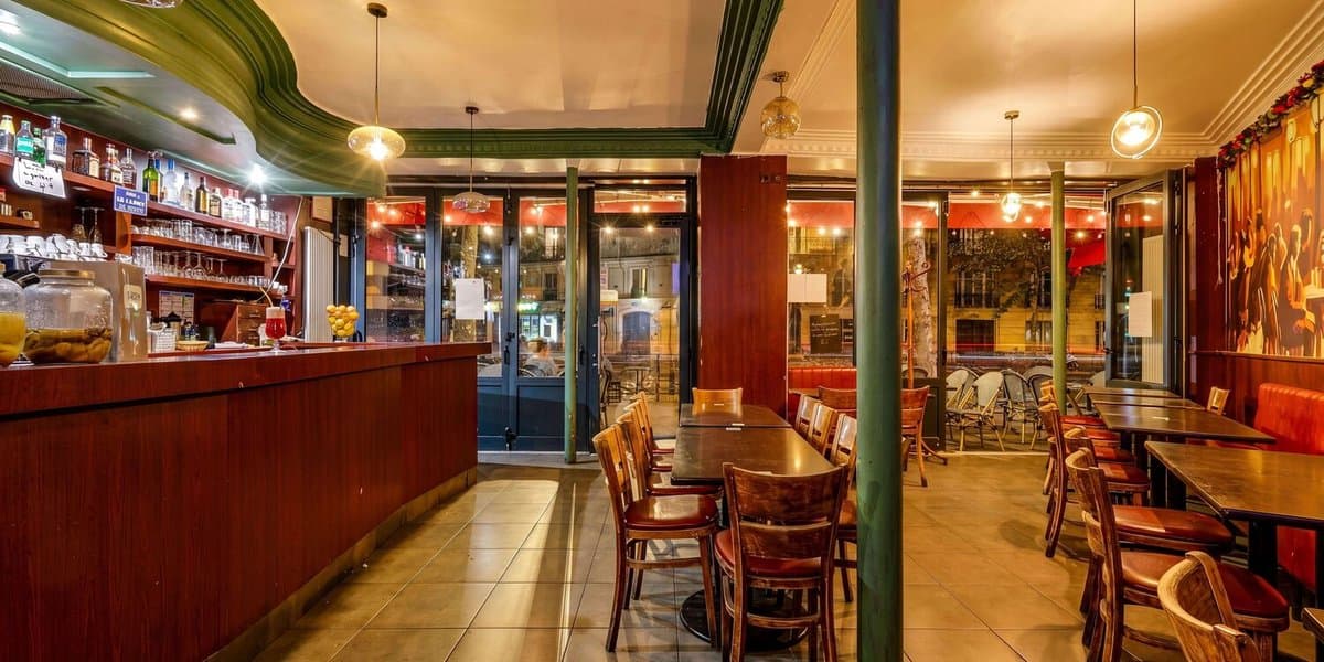 Le Métro Bar