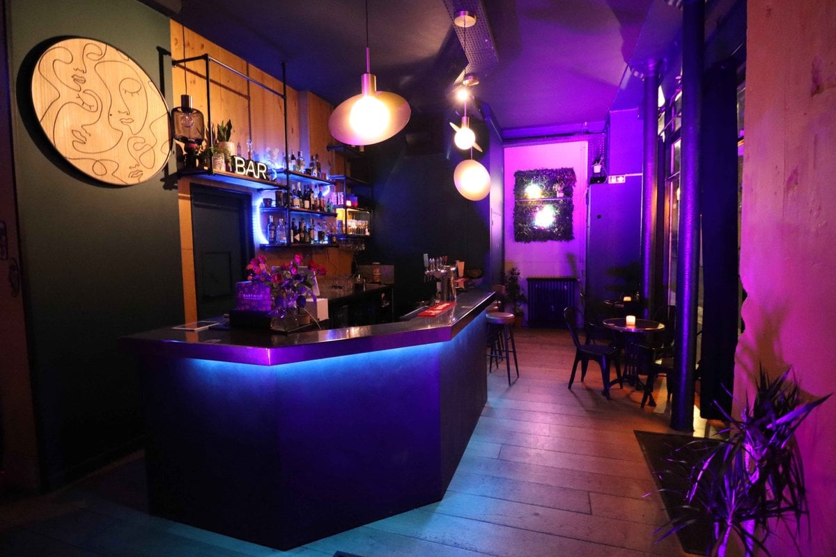 Laroye Bar